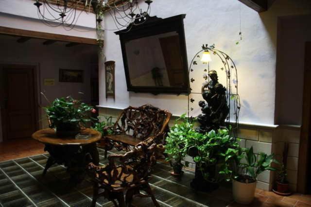 Hotel El Mano Huescar Exterior photo